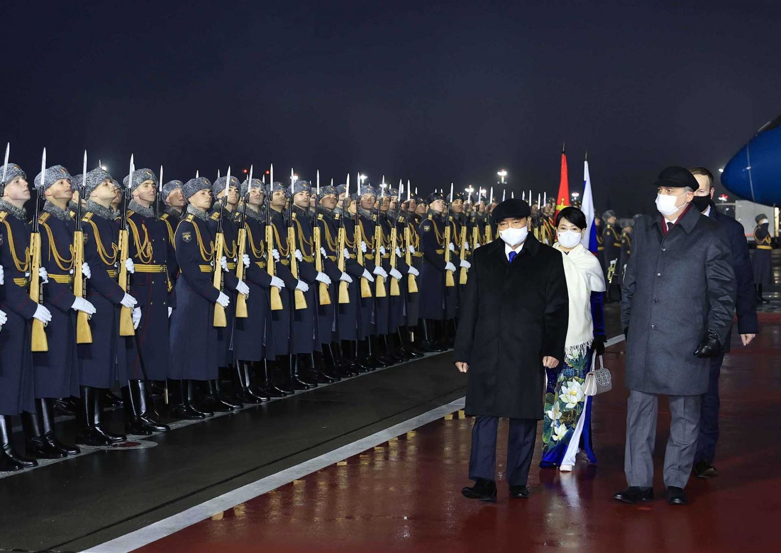 chu tich nuoc nguyen xuan phuc toi moscow bat dau chuyen tham chinh thuc lien bang nga 2