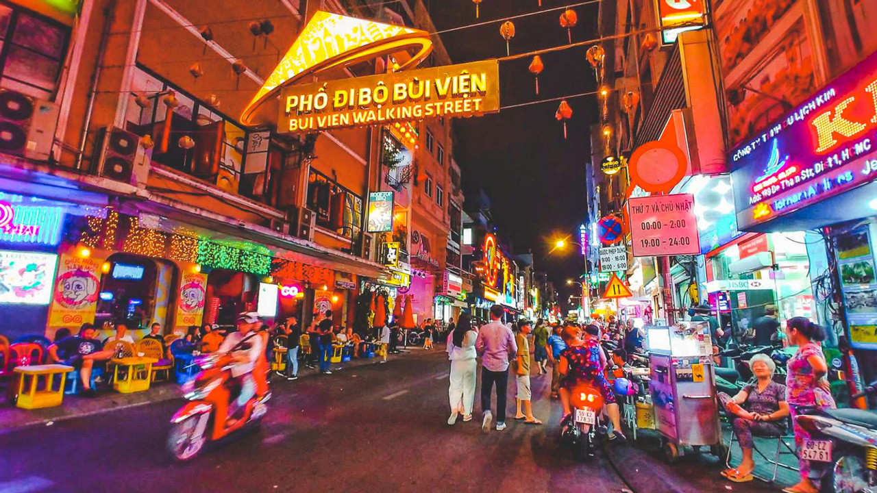 kinh te dem mo hinh kinh te day tiem nang cua thanh pho ho chi minh 66c6d1ac08721