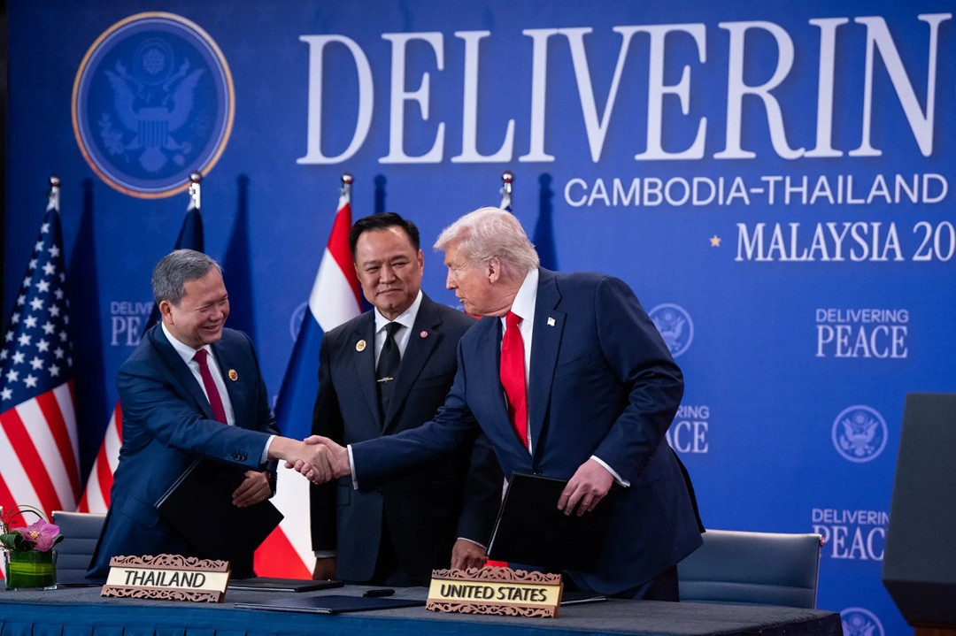 25int trump asean pinned fhcp superjumbo 836