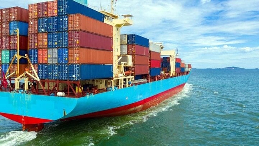 20250507095636662chien tranh thuong mai khien van chuyen container 1599 1