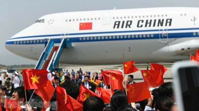 11 nhung 15.04.2025