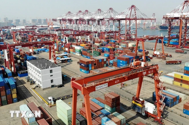 16 nhung 17.04.2025
