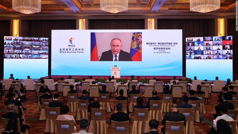 220622140707 putin brics ceremony 0622 restricted super tease 557