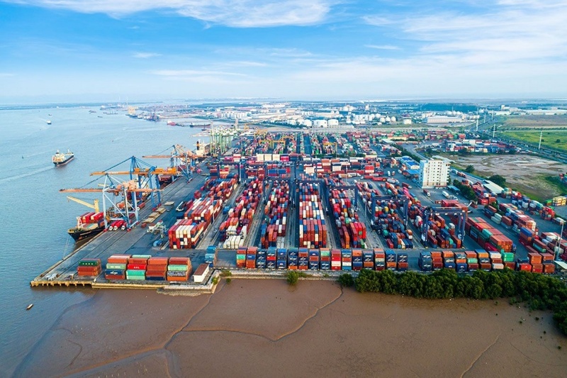 xuat-nhap-khau-trung-dong-chau-phi-20442480