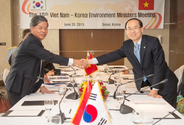 Korea Vietnam meeting 02
