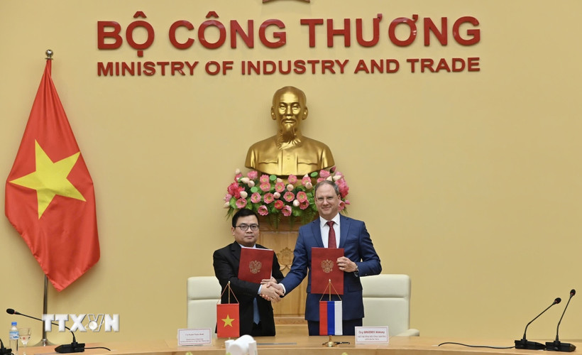 tang cuong hop tac nghien cuu khoa hoc viet va lb nga 842137711
